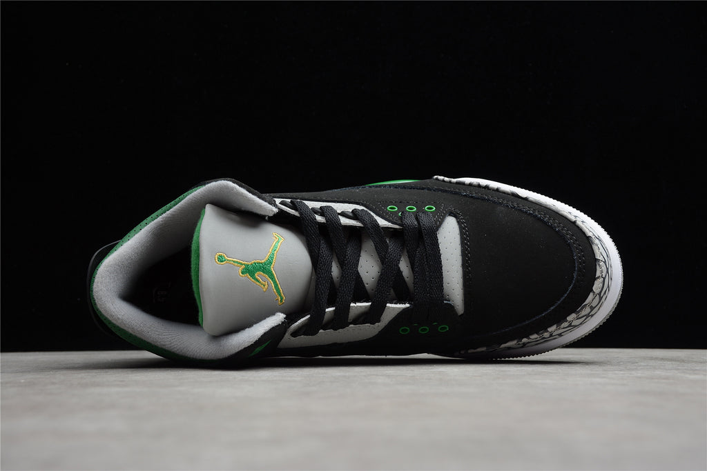 Air Jordan 3 – Negro / Verde