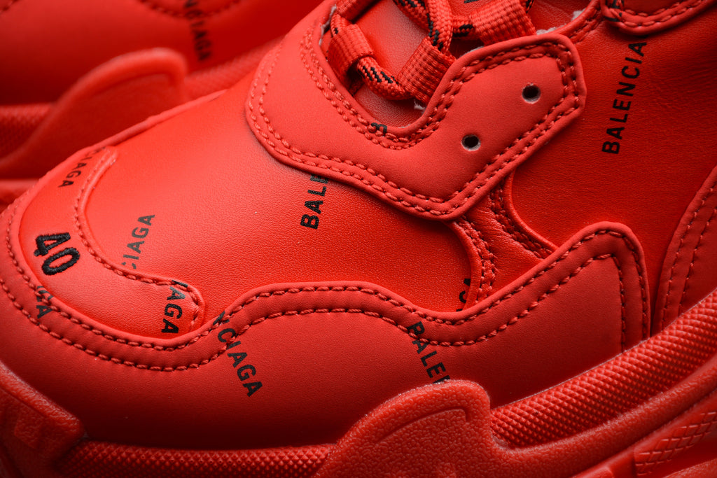 Balenciaga Triple S – Rojo