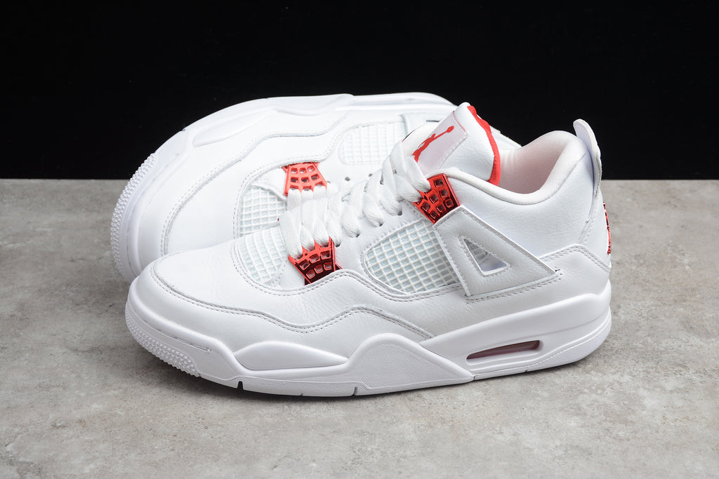 Air Jordan 4 – Blanco / Rojo
