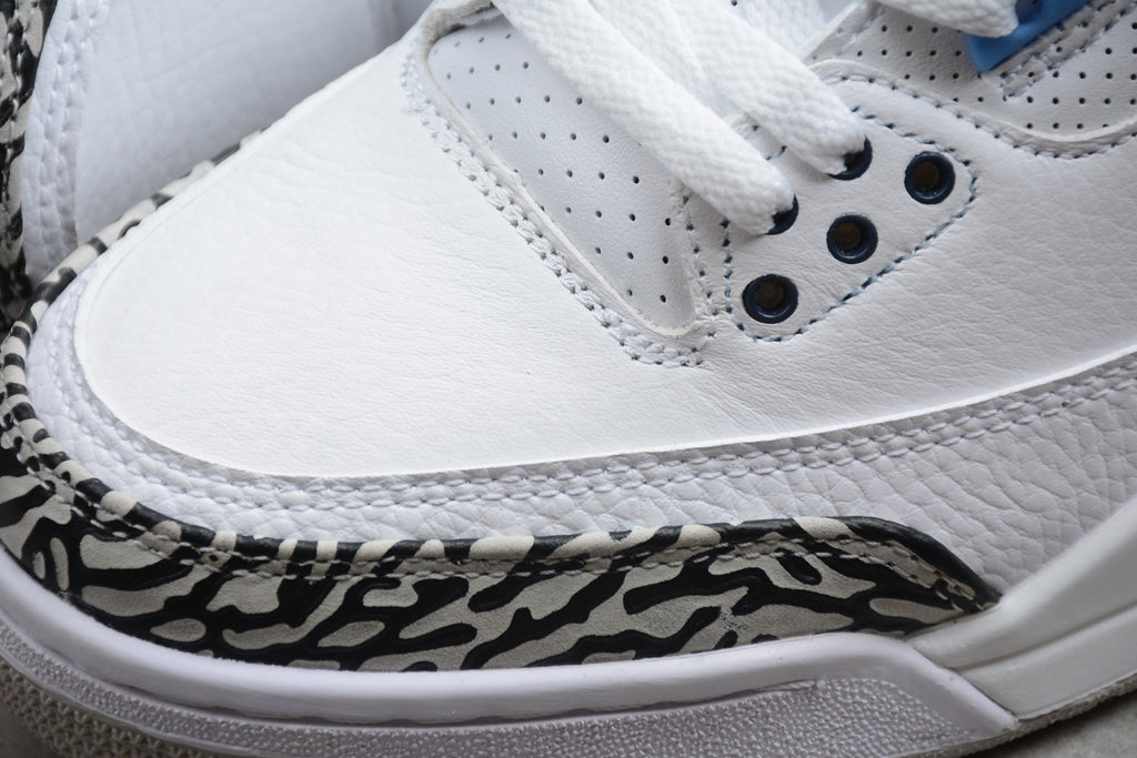 Air Jordan 3 – Blanco / Azul Claro