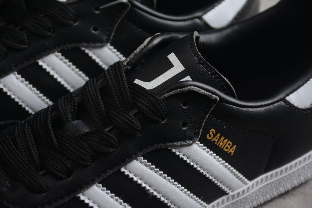 Adidas Samba – Negro/ Blanco