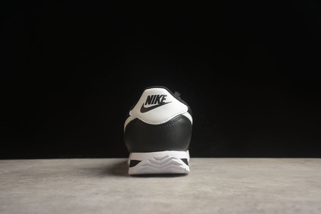 Cortez – Negro / Blanco