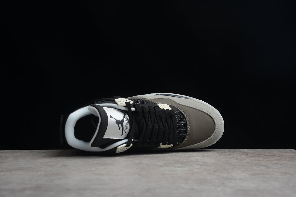Air Jordan 4 – Tonos de Gris