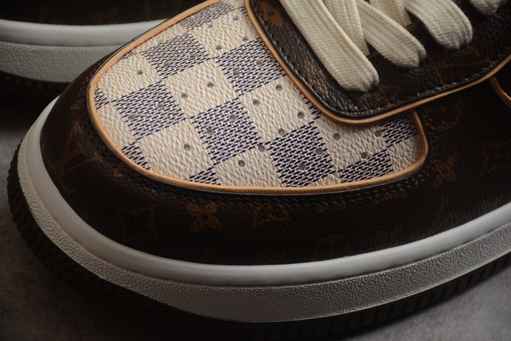Air Force 1 Low LV – Blanco / Marrón / Beige