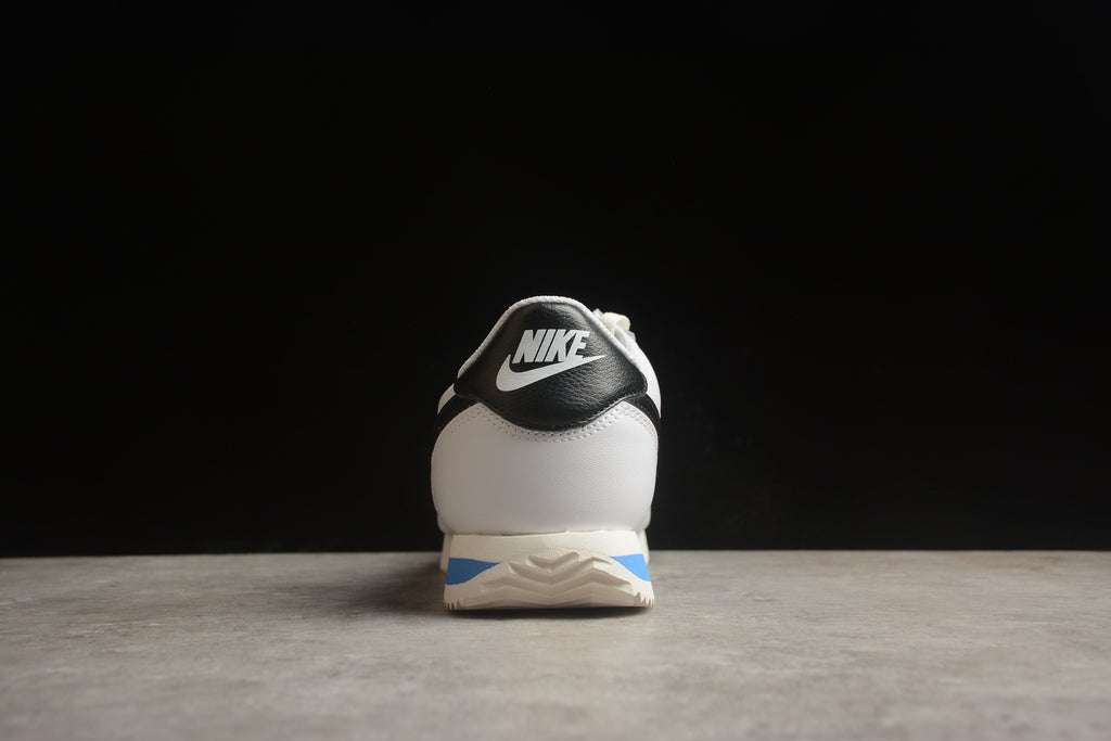 Cortez – Blanco / Negro / Azul