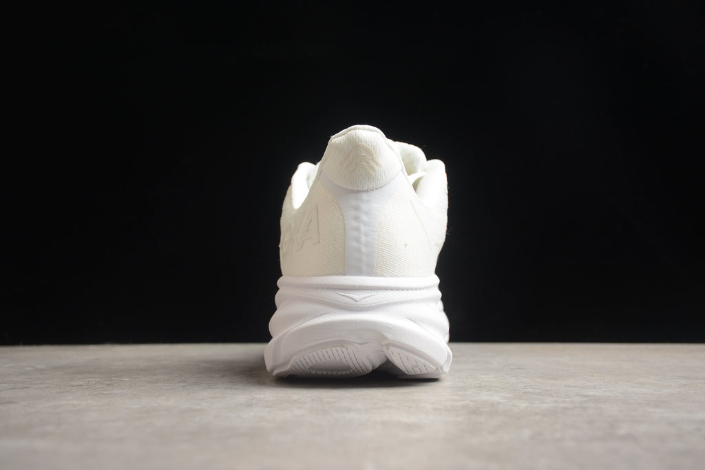 Hoka Clifton 9 – Blanco