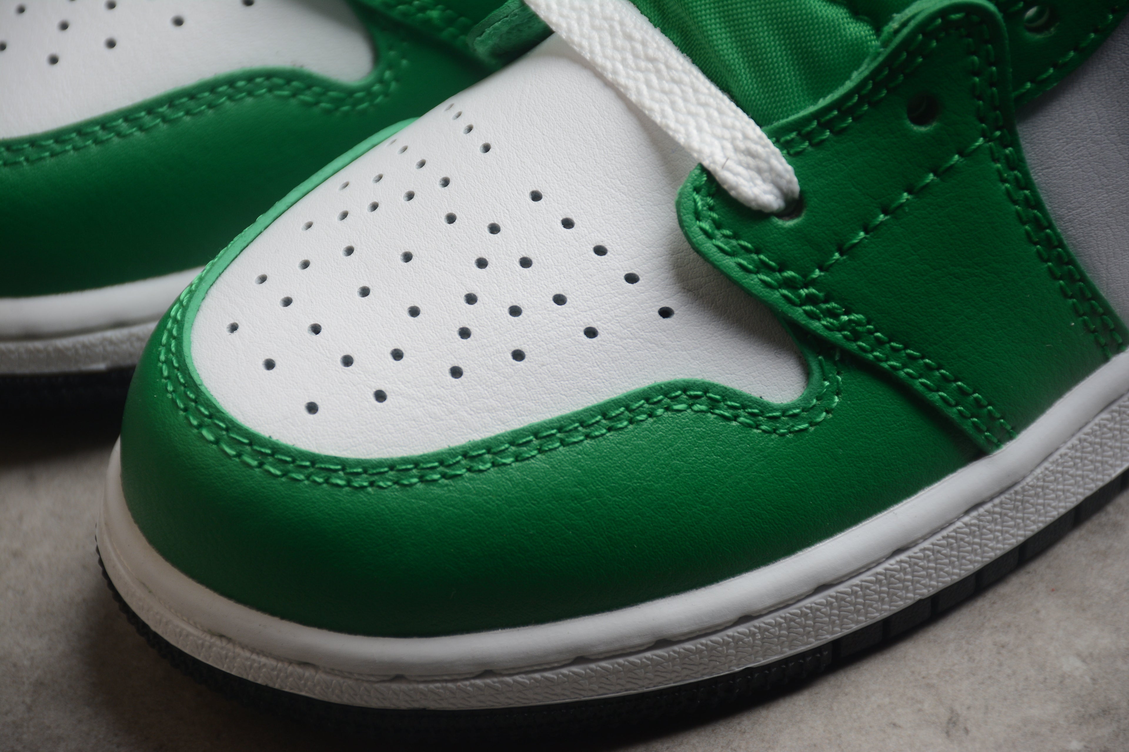 Air Jordan 1 Mid – Verde Oscuro