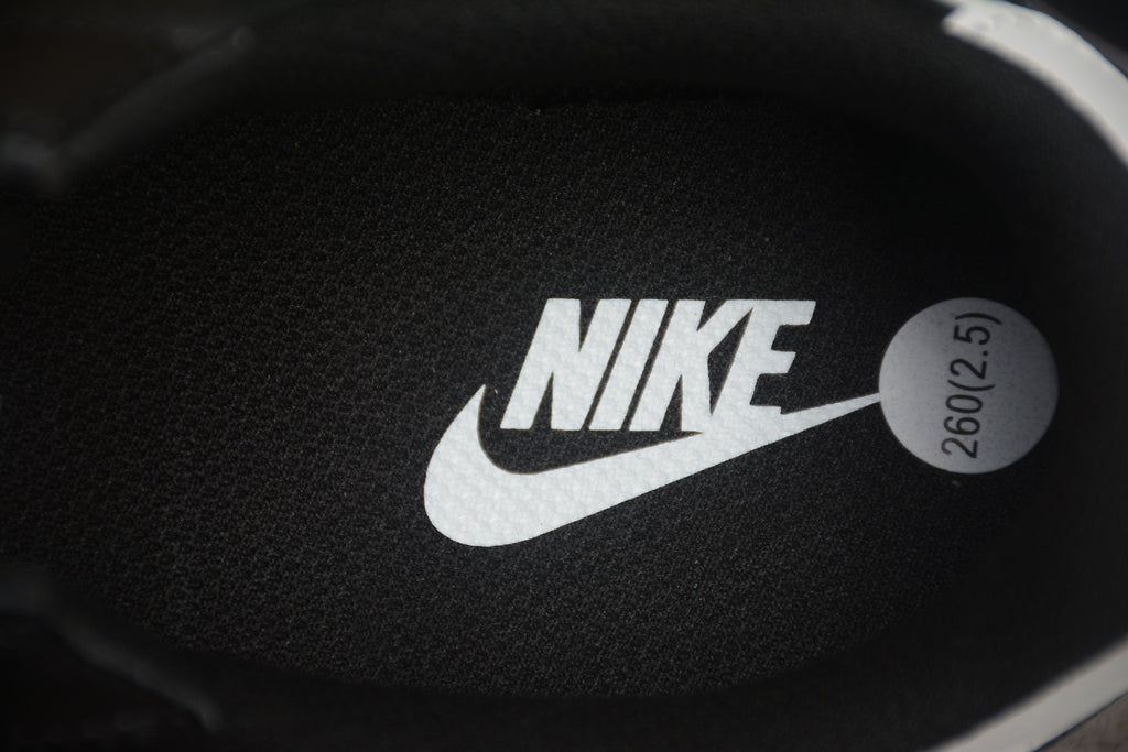 Cortez – Negro / Blanco
