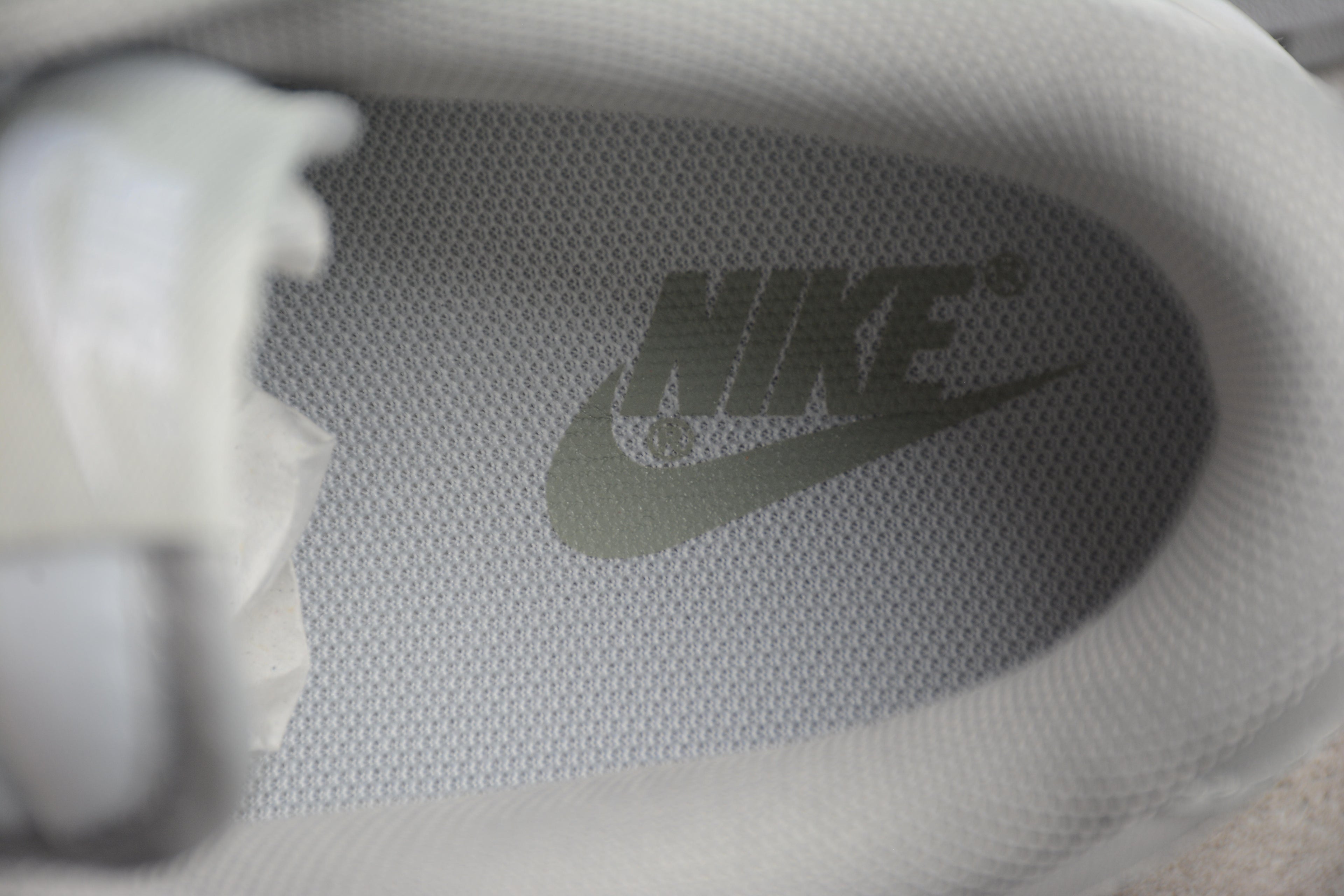 Dunk SB – Gris / Blanco