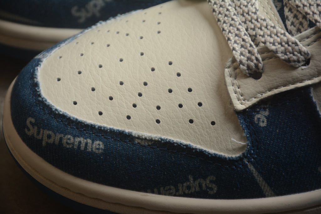 Dunk SB Supreme – Azul Oscuro / Beigie /