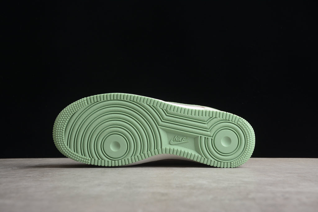 Air Force 1 Low – Lila / Verde