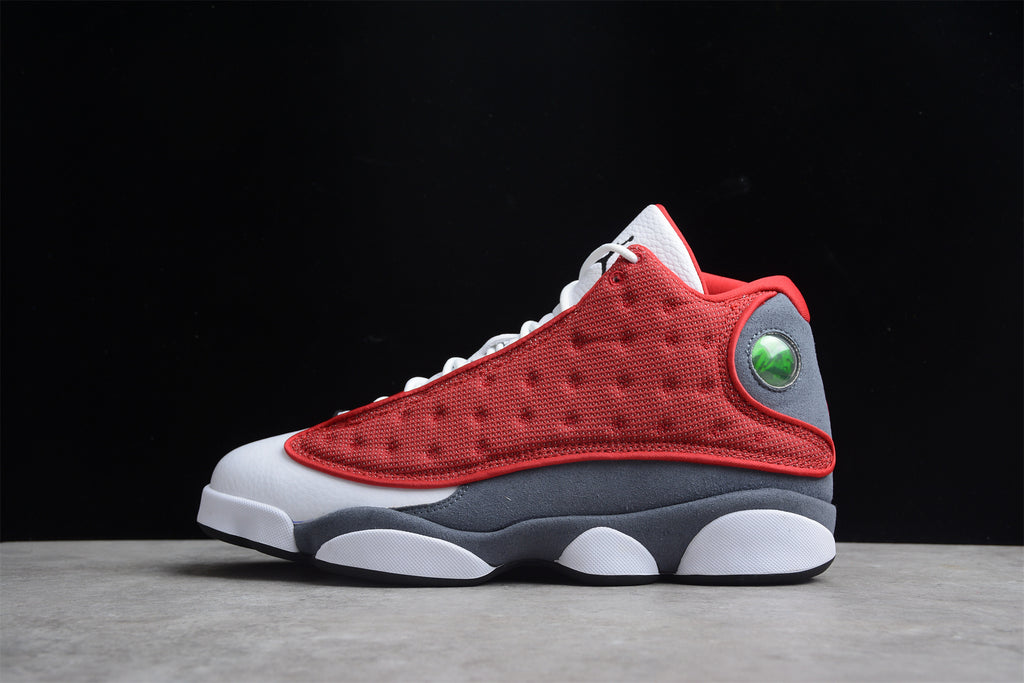 Air Jordan 13 – Rojo / Blanco / Gris