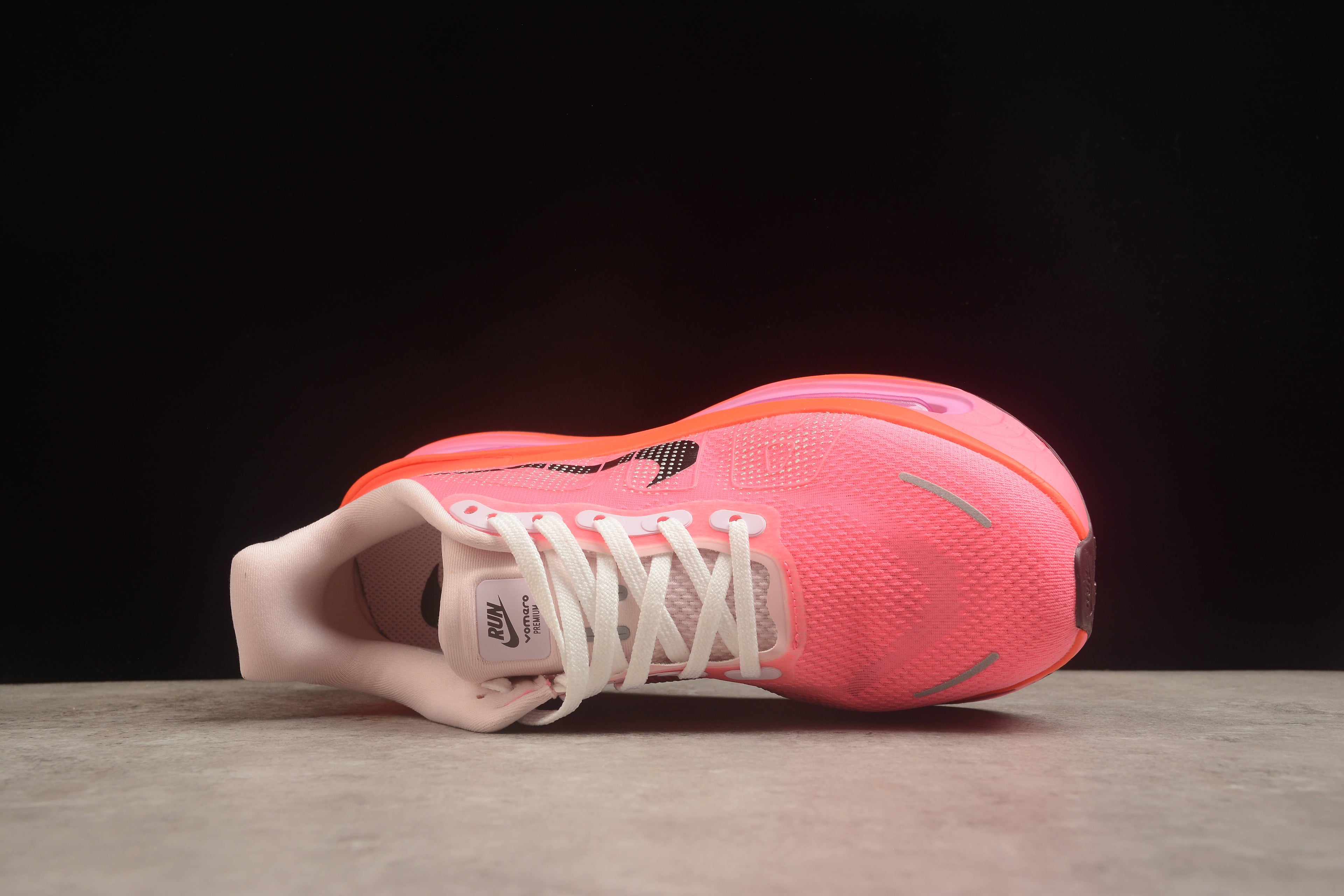 Vomero Premium – Rosa