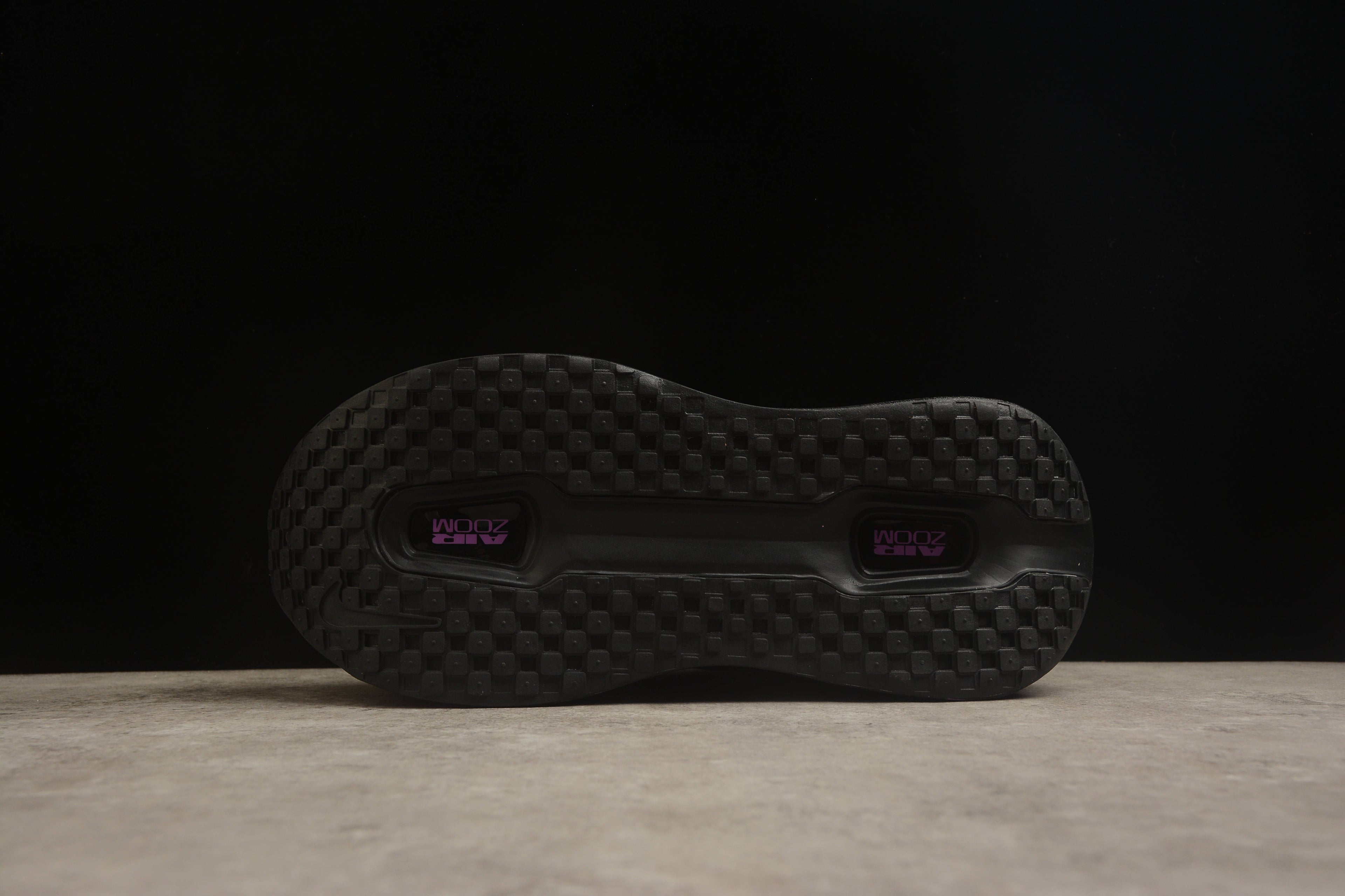 Vomero Premium – Negro / Lila