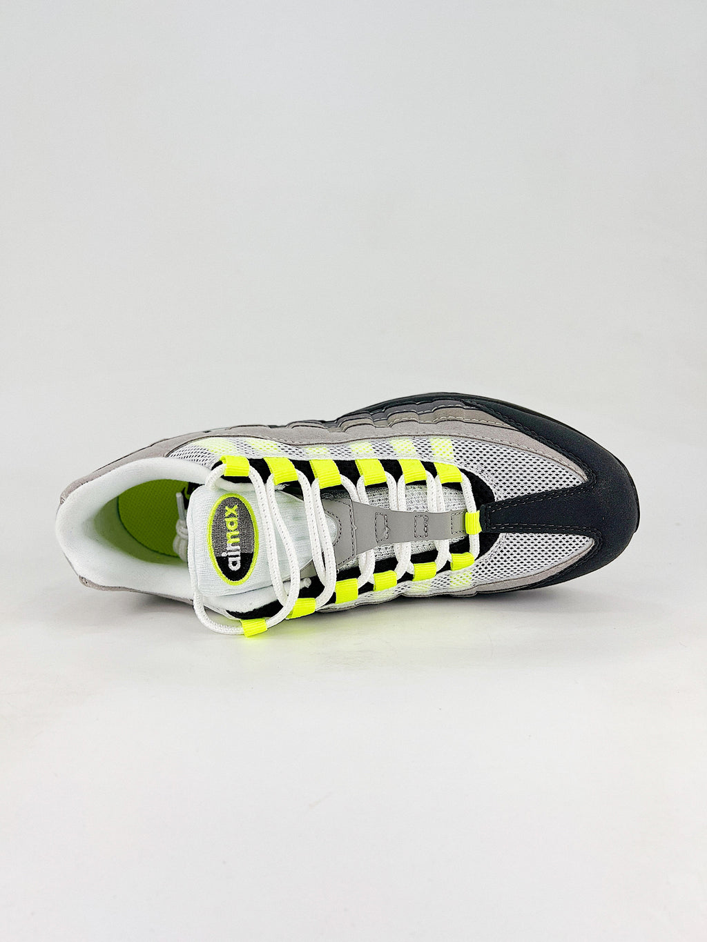 Air Max 95 – Negro / Gris / Amarillo