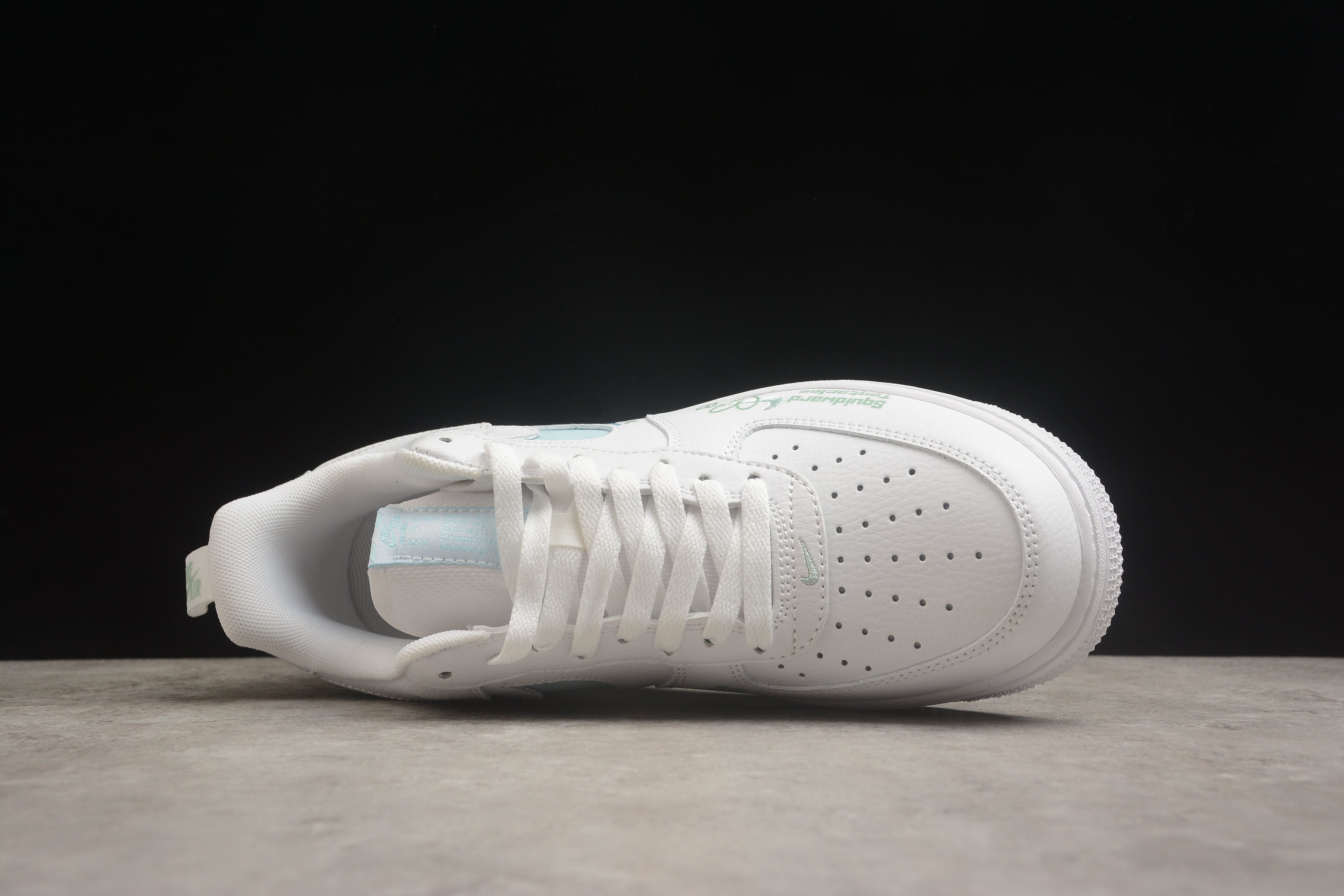 Air Force 1 Low – Blanco / Azul Claro