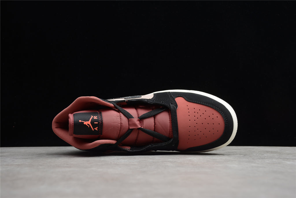 Air Jordan 1 Mid – Negro / Rosa