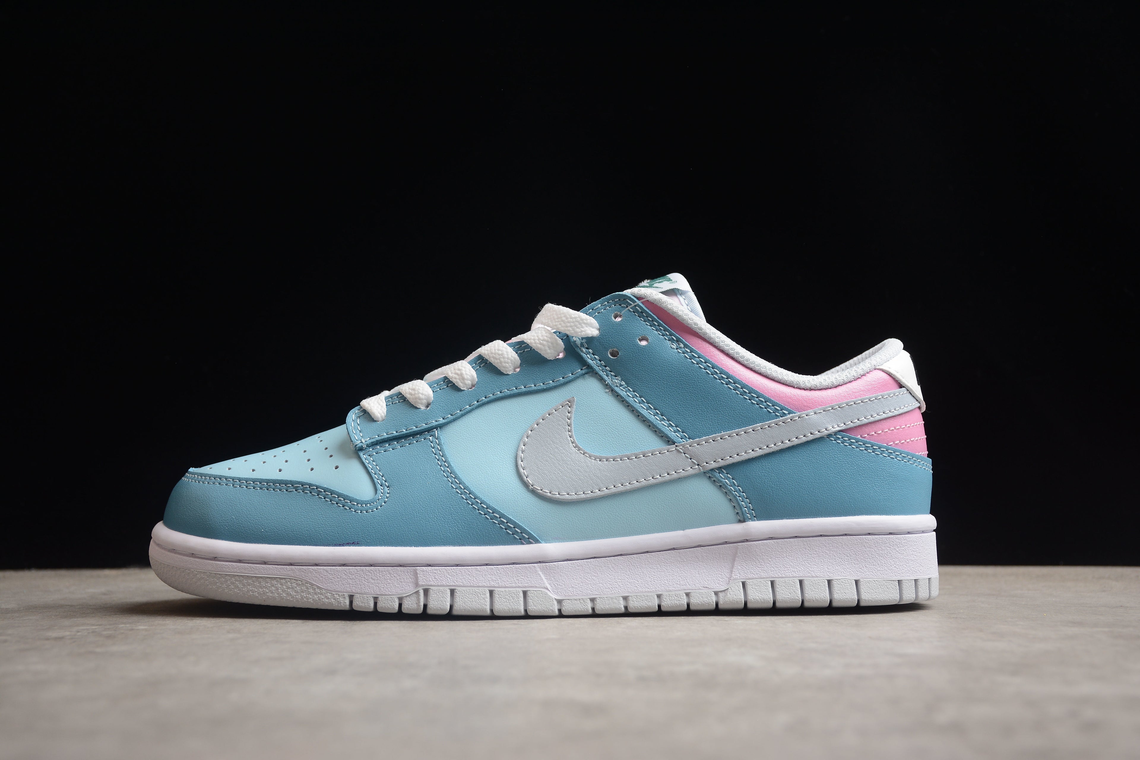 Dunk SB – Azul / Gris / Rosa