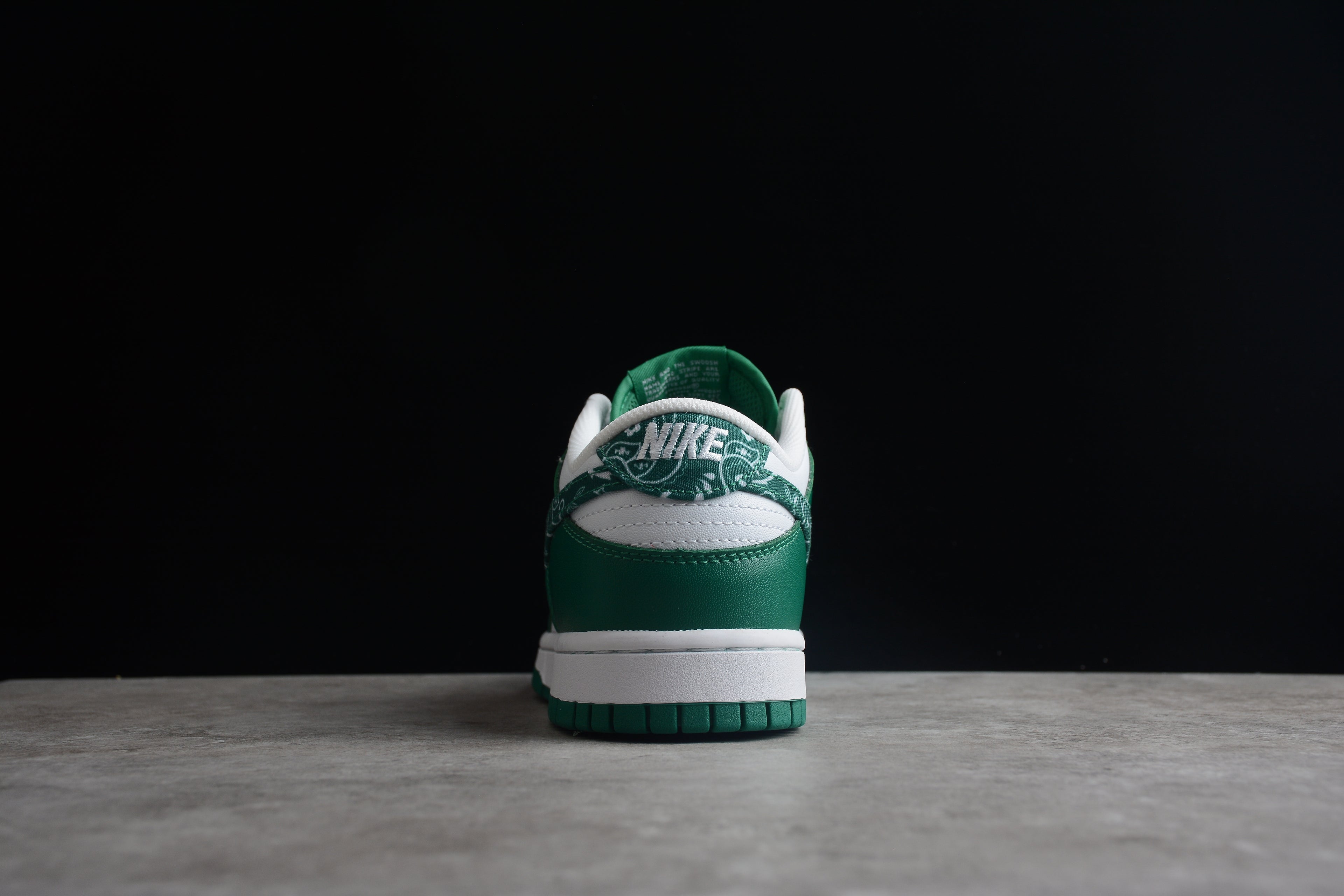 Dunk SB – Verde / Blanco