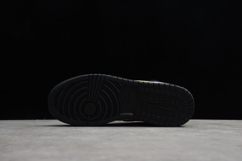 Air Jordan 1 Mid – Negro / Azul / Rojo