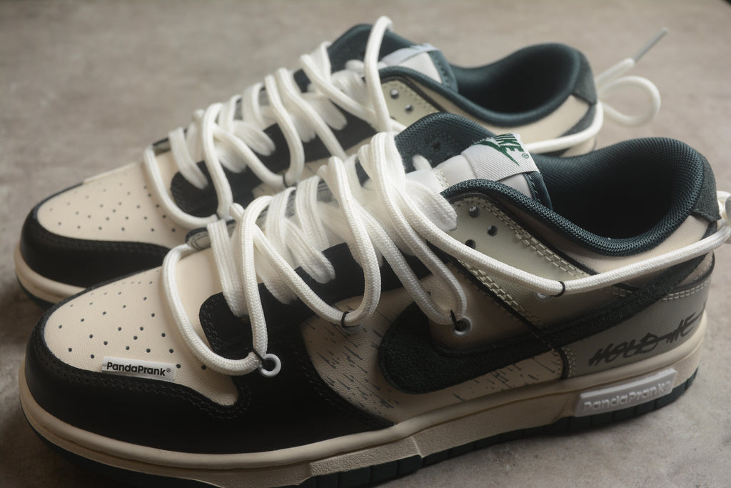 Dunk SB – Blanco / Gris / Negro