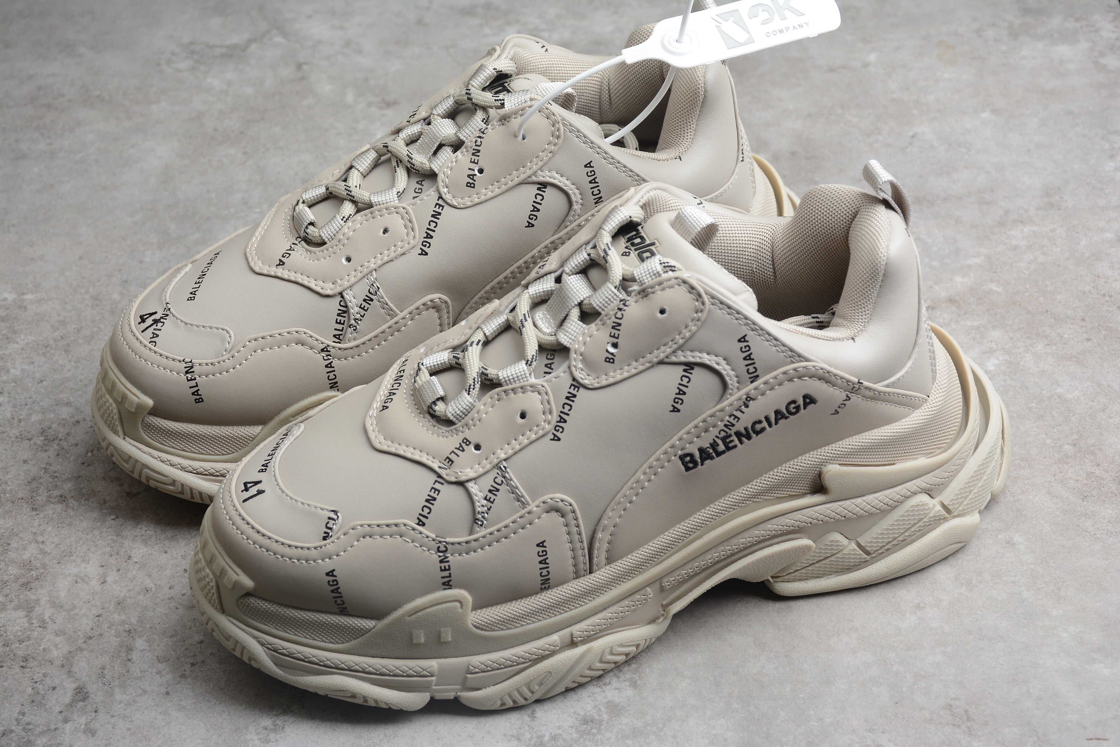 Balenciaga Triple S – Beige