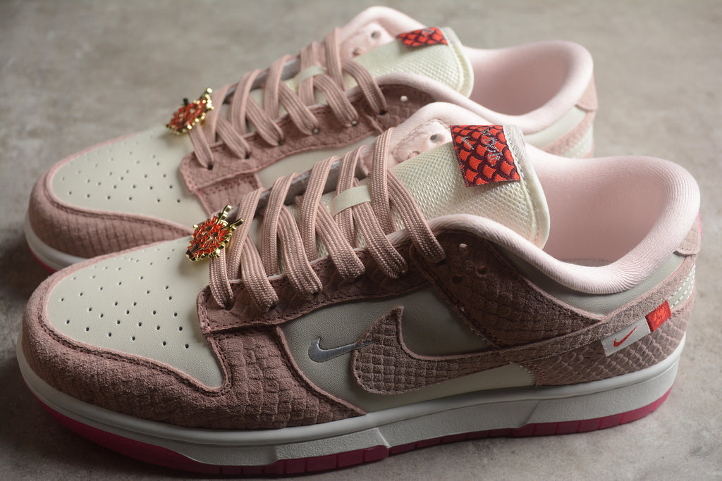 Dunk SB – Rosa / Blanco