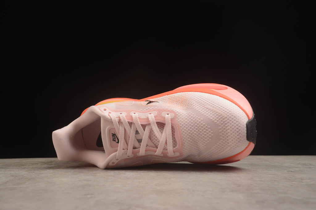 Vomero Premium – Rosa Claro