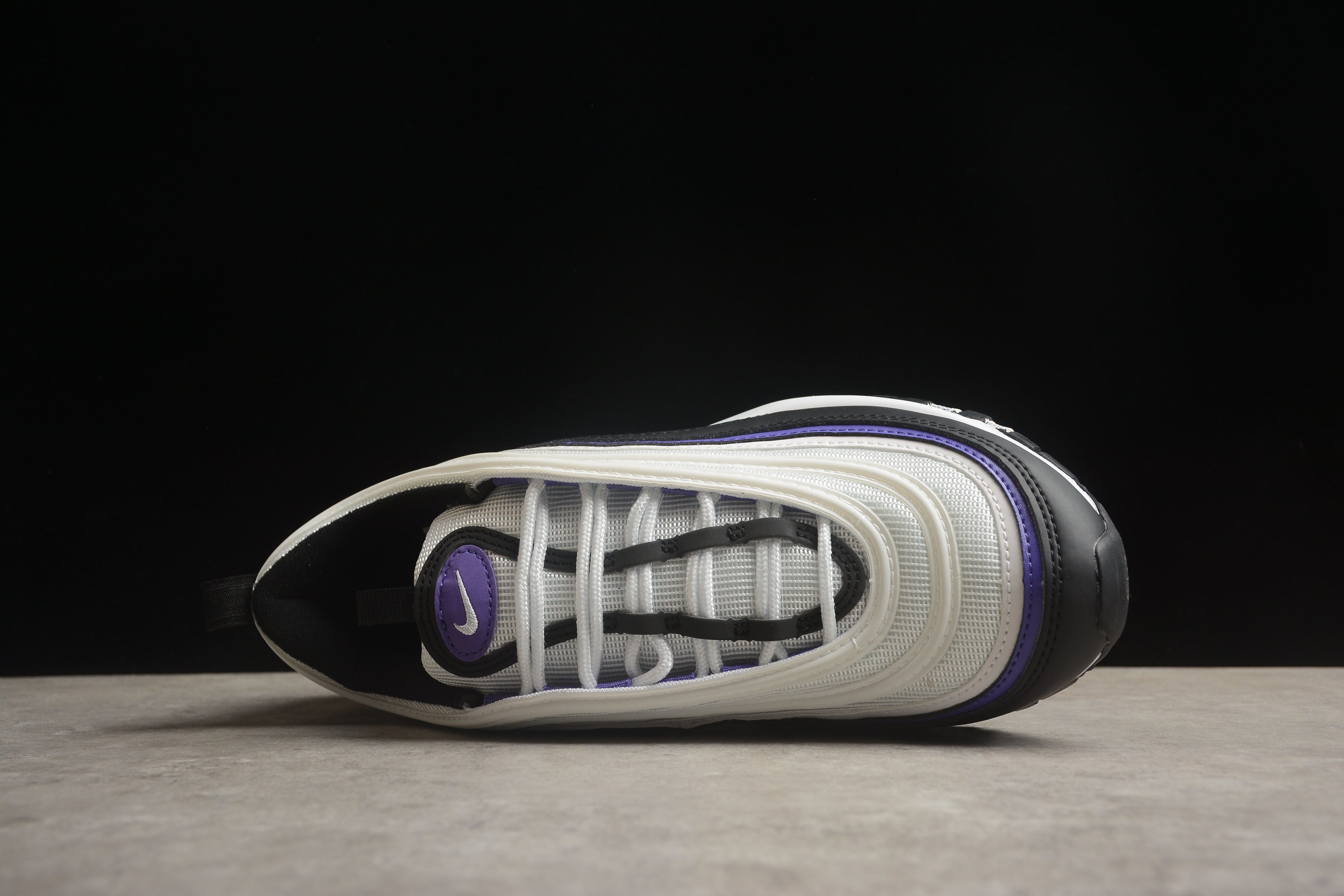 Air Max 97 – Blanco / Negro / Lila