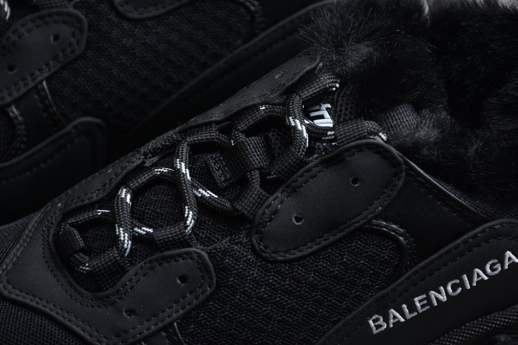Balenciaga Triple S – Negro