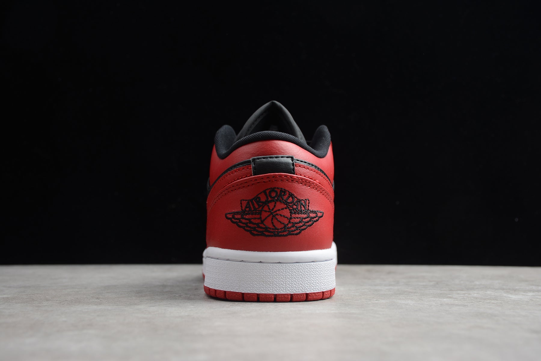 Jordan 1 Low – Rojo / Negro