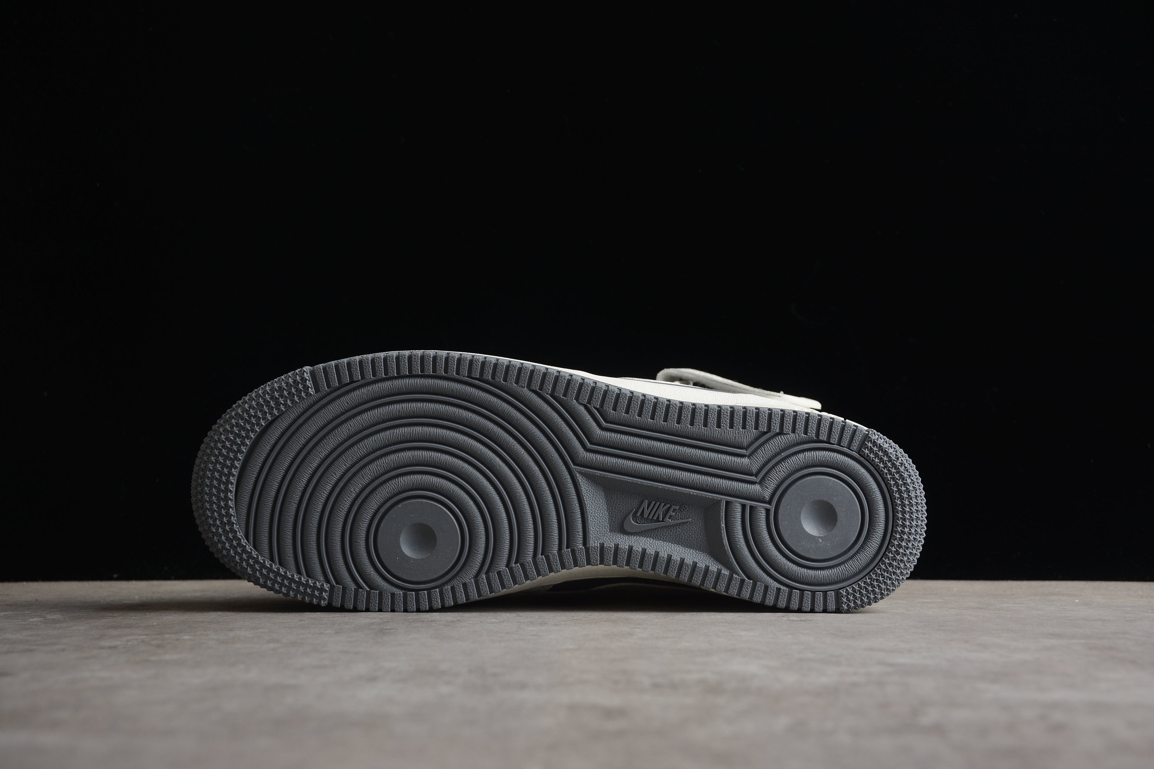Air Force 1 High – Gris