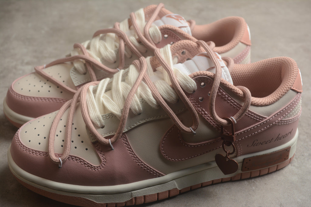 Dunk SB – Rosa / Beigie