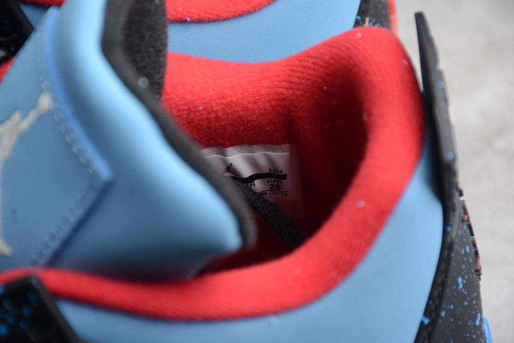 Air Jordan 4 – Azul / Negro