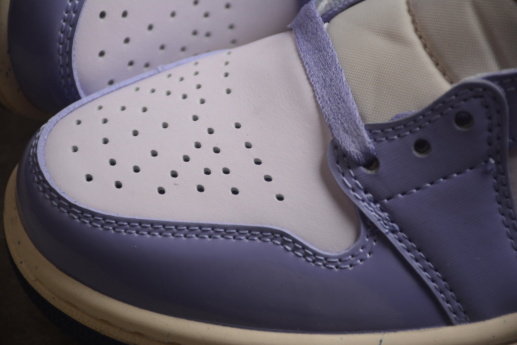 Air Jordan 1 Mid – Lila