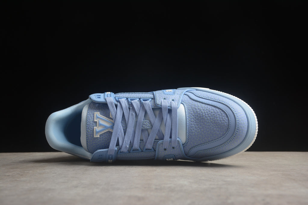 Louis Vuitton Trainer Low – Azul Claro