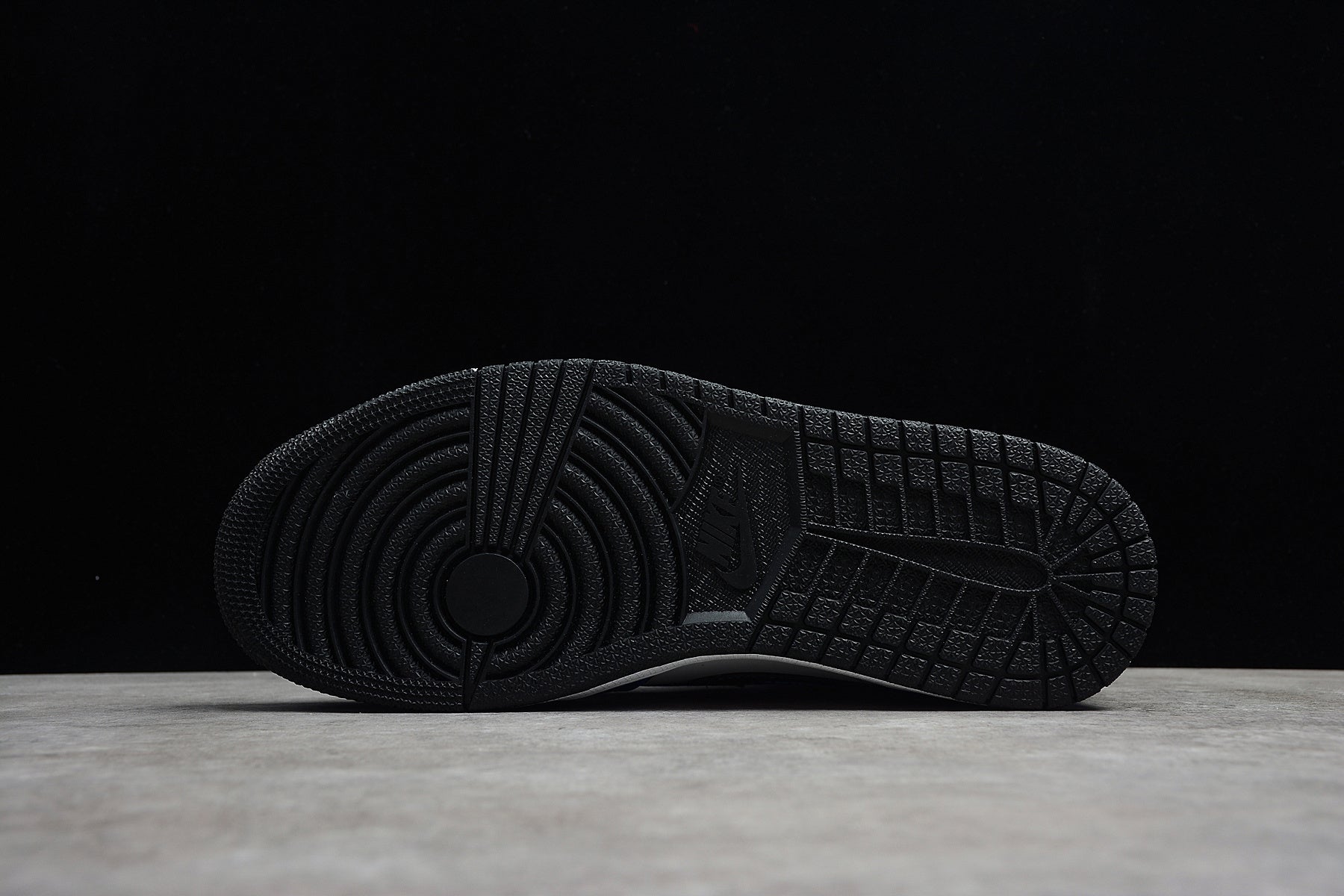 Air Jordan 1 Mid – Azul / Negro