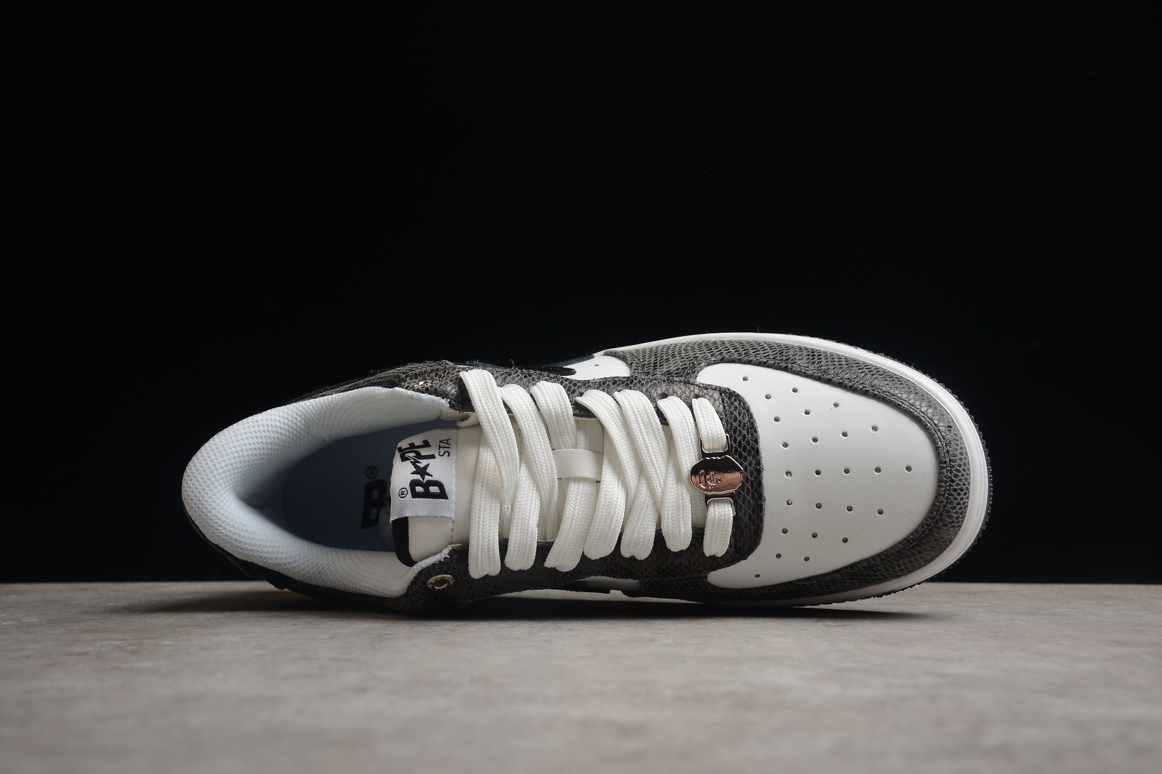 BAPE STA – Negro / Blanco Serpiente