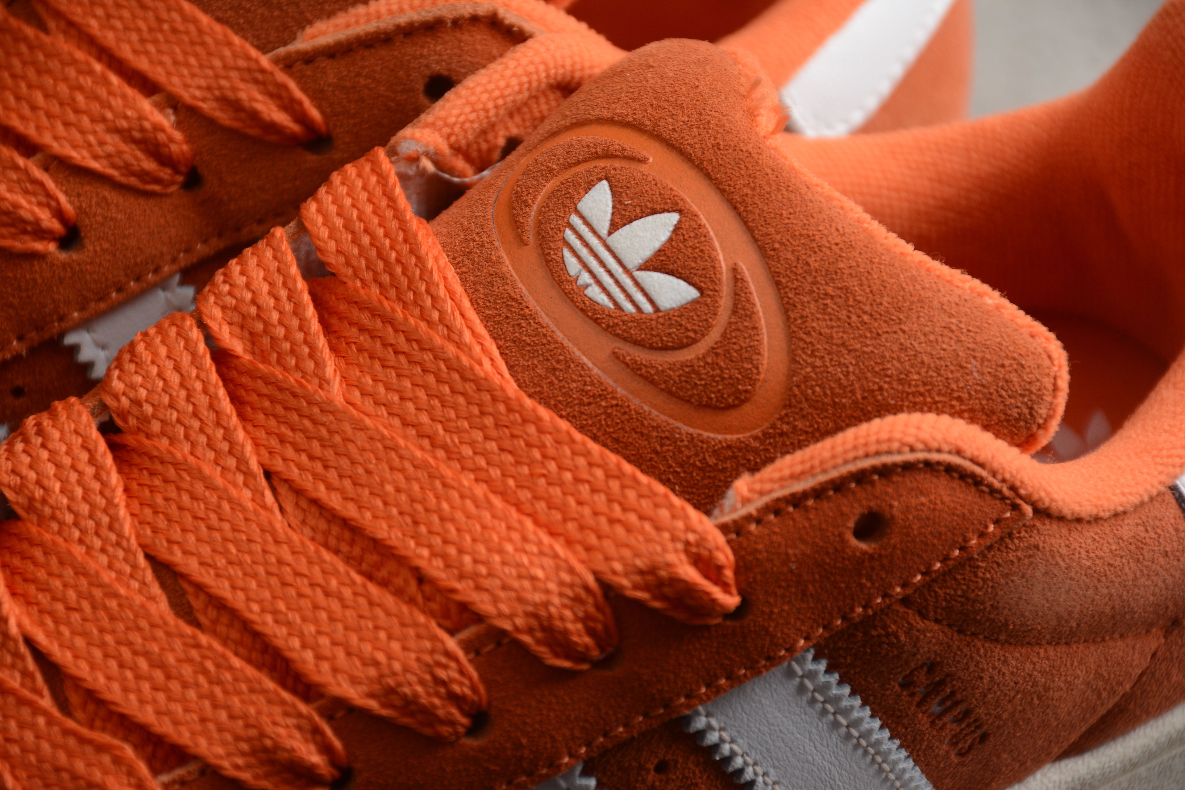 Adidas Campus 00S – Naranja
