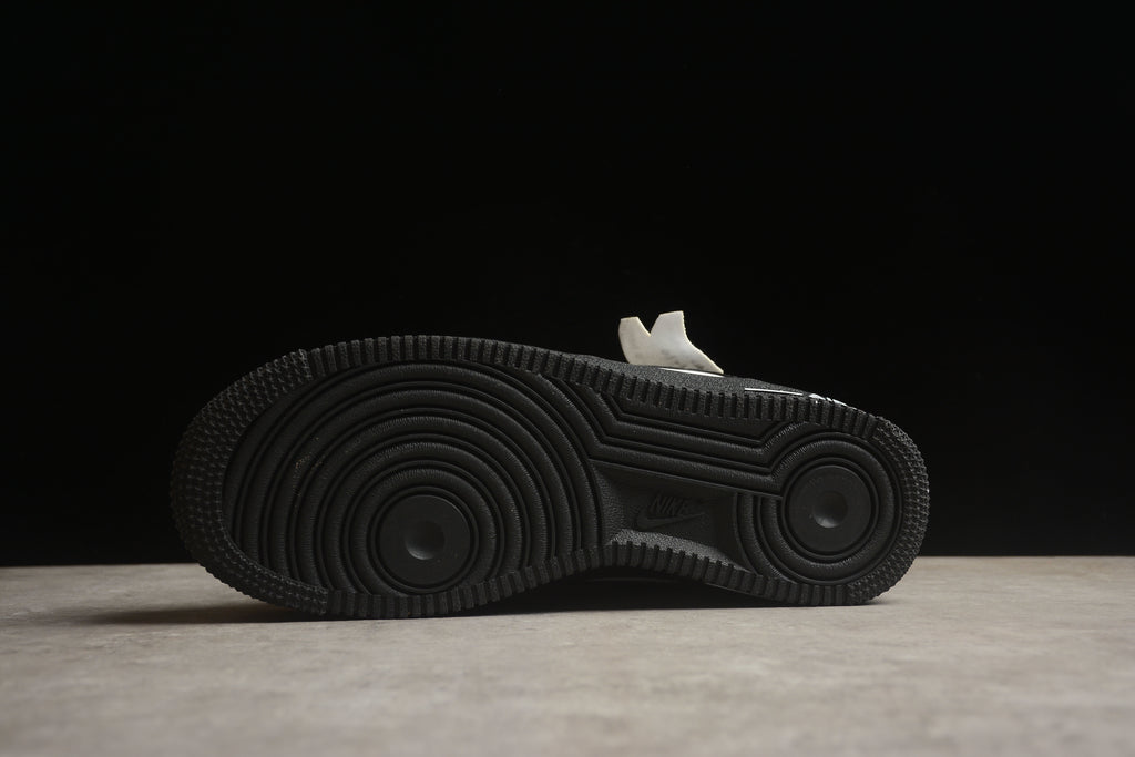 Air Force 1 Low – Negro / Blanco