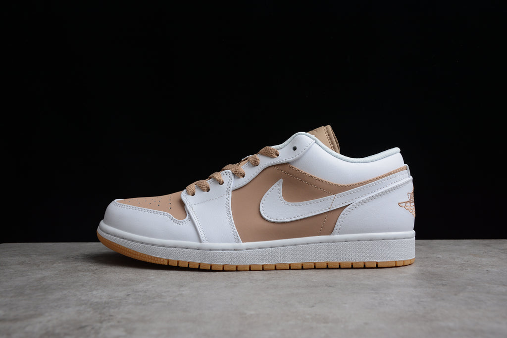 Jordan 1 Low – Blanco / Marrón