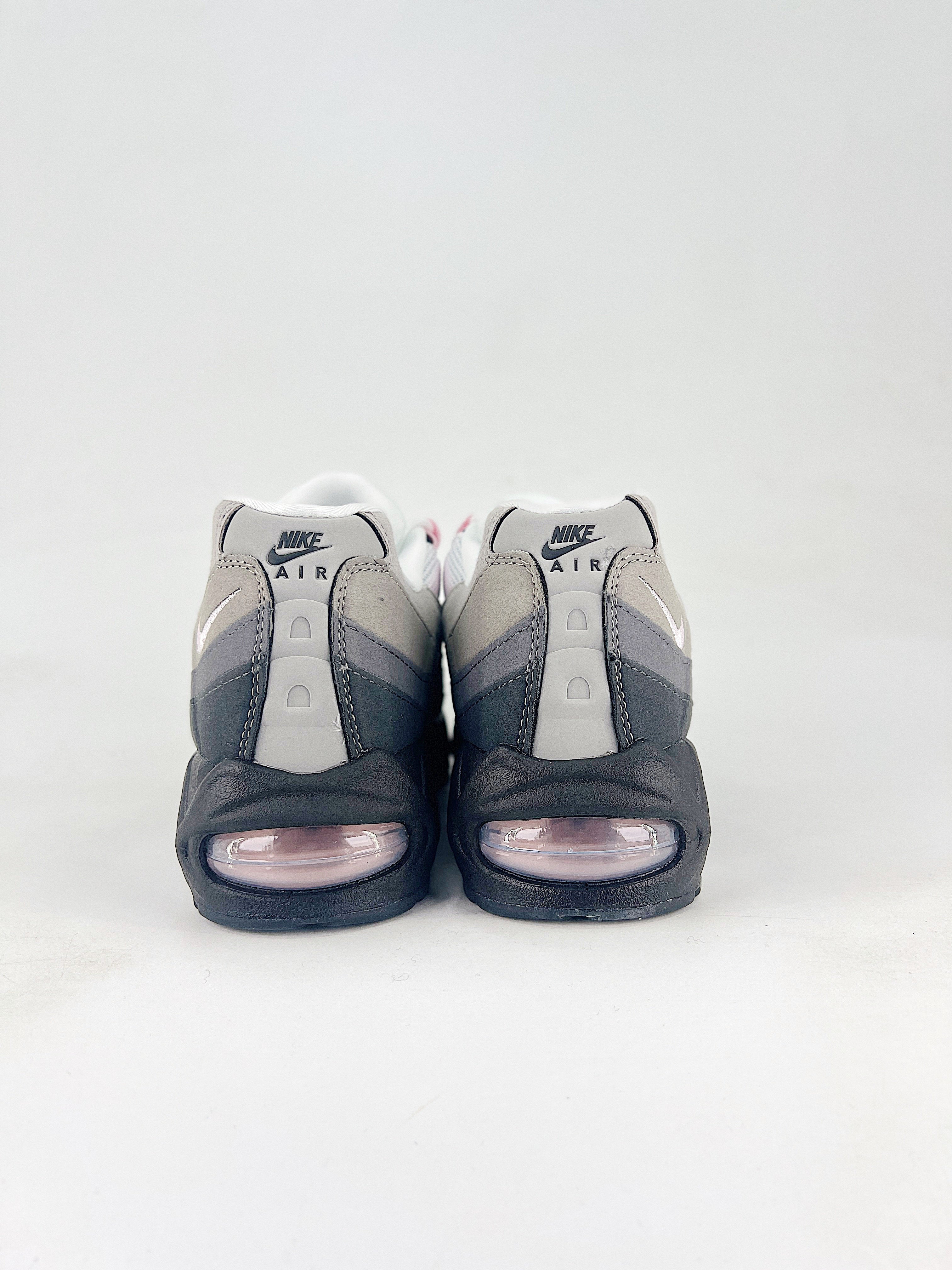 Air Max 95 – Gris / Negro