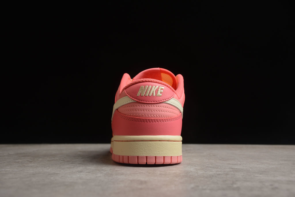 Dunk SB – Rosa / Amarillo