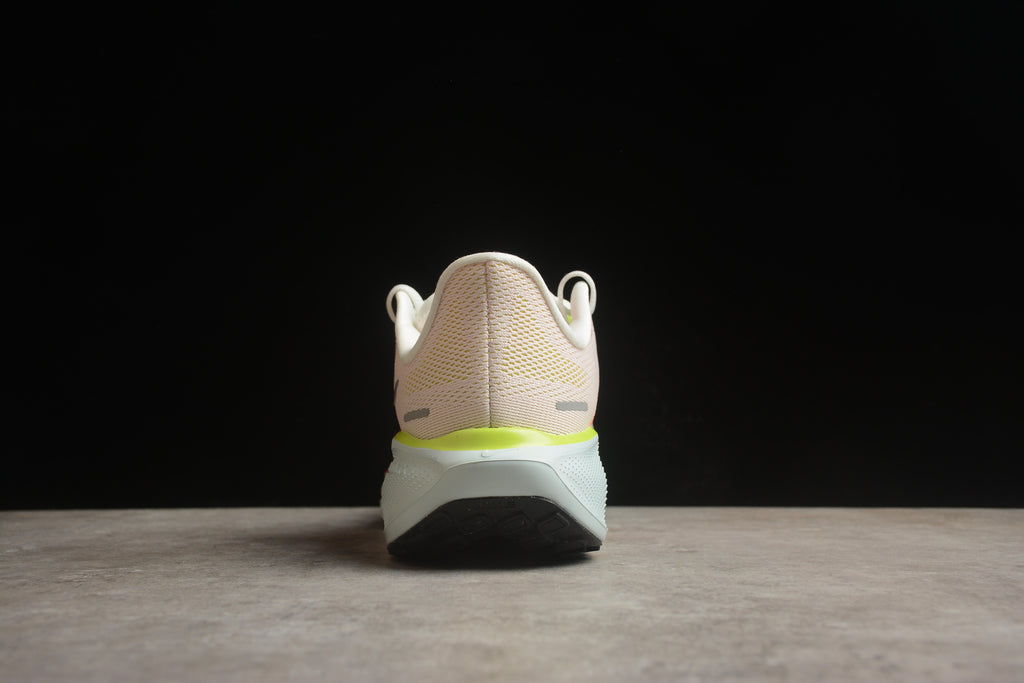 Pegasus 41 – Rosa / Blanco