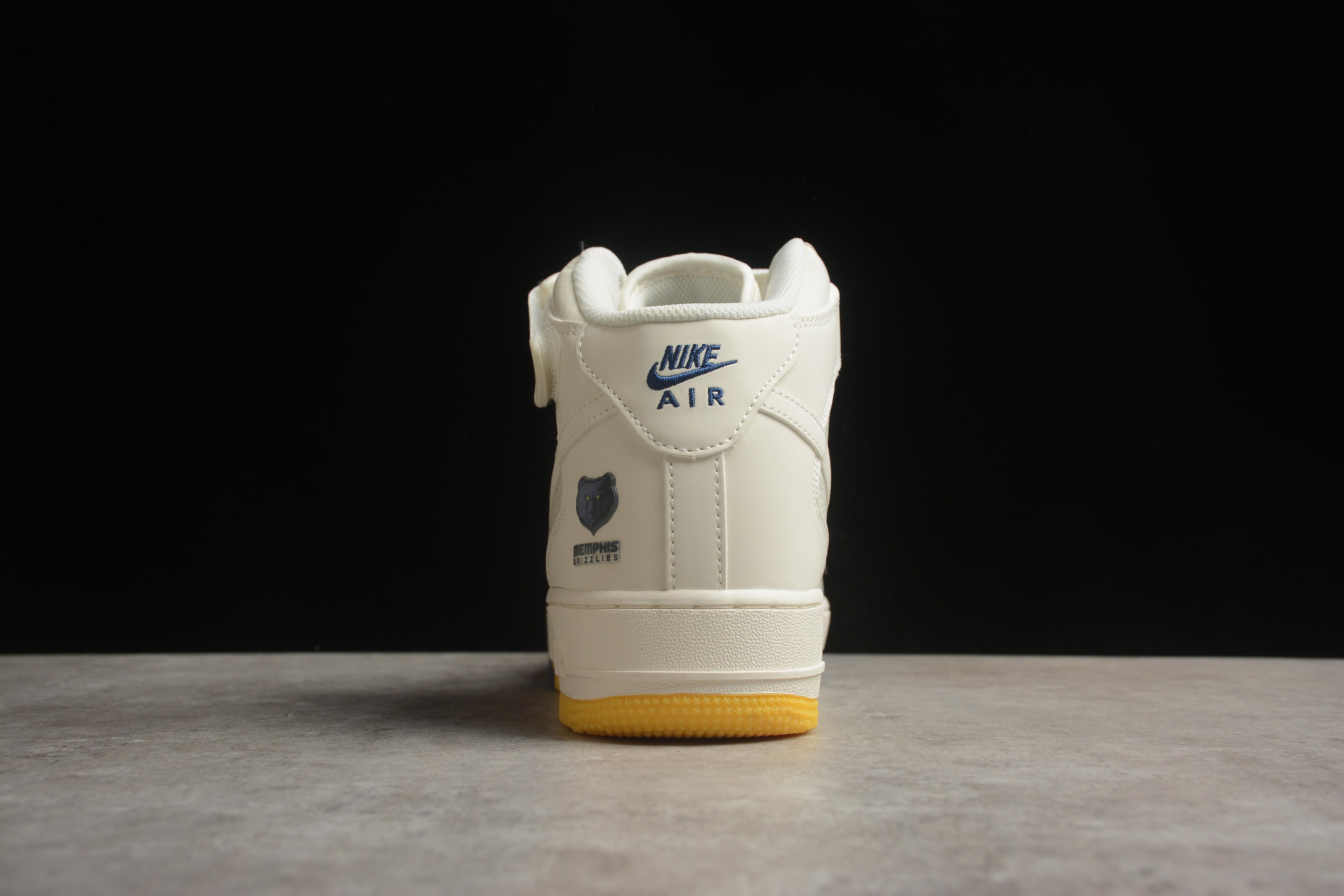 Air Force 1 High – Blanco / Azul / Amarillo