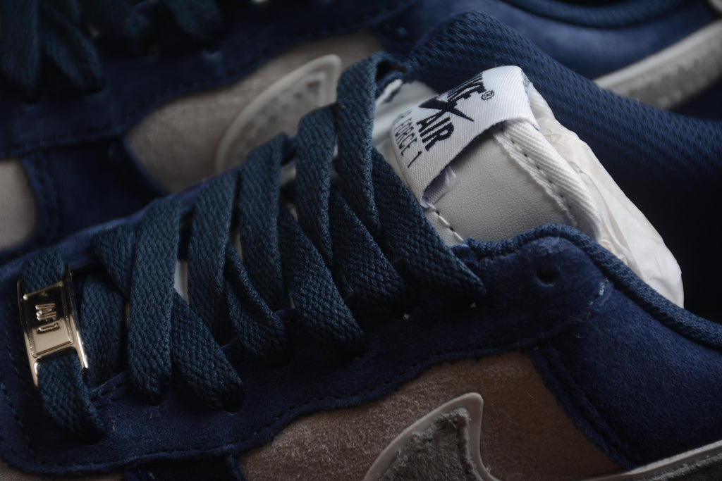 Air Force 1 Low – Azul / Gris / Piel