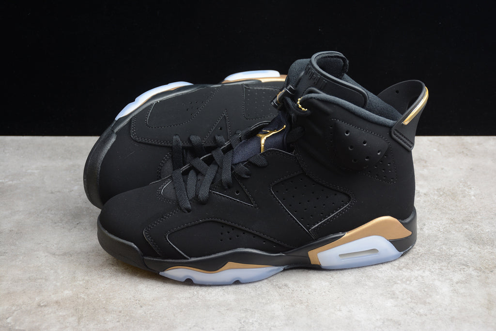 Air Jordan 6 – Negro / Dorado